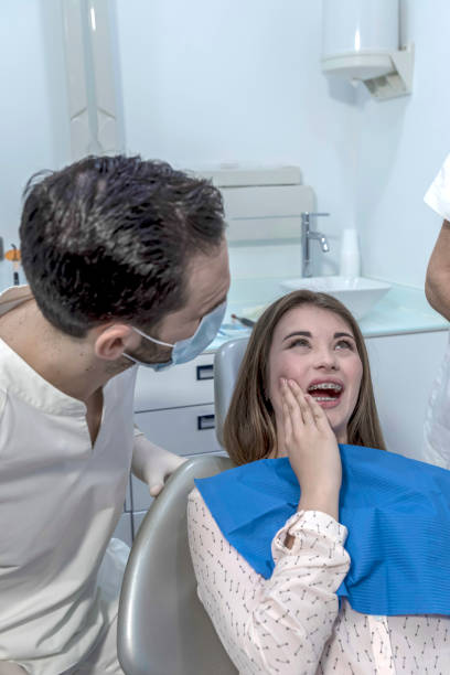 Best Pediatric Emergency Dentist in Forest Lake, IL