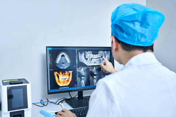 Best Cosmetic Emergency Dentistry in Forest Lake, IL